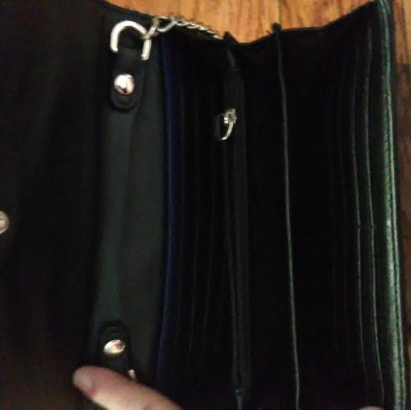 Reaction Kenneth Cole Purse - Picture 5 of 5